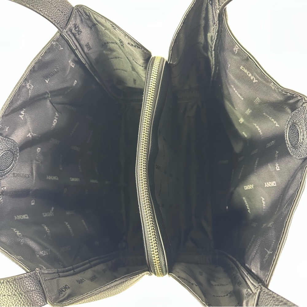 NEW DKNY Women’s Black Nala Medium Hobo Bag - Picture 8 of 10